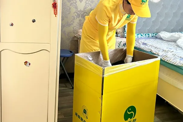 中式搬家怎么选才专业？搬家帮解锁省心乔迁新方式，传承习俗更靠谱封面图